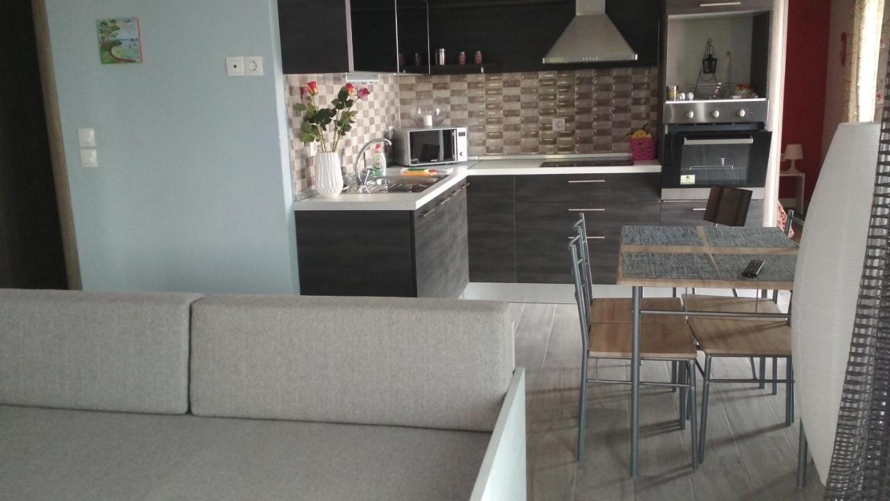 Zephyros Family Apartments 1 Ormos Panagias Bagian luar foto