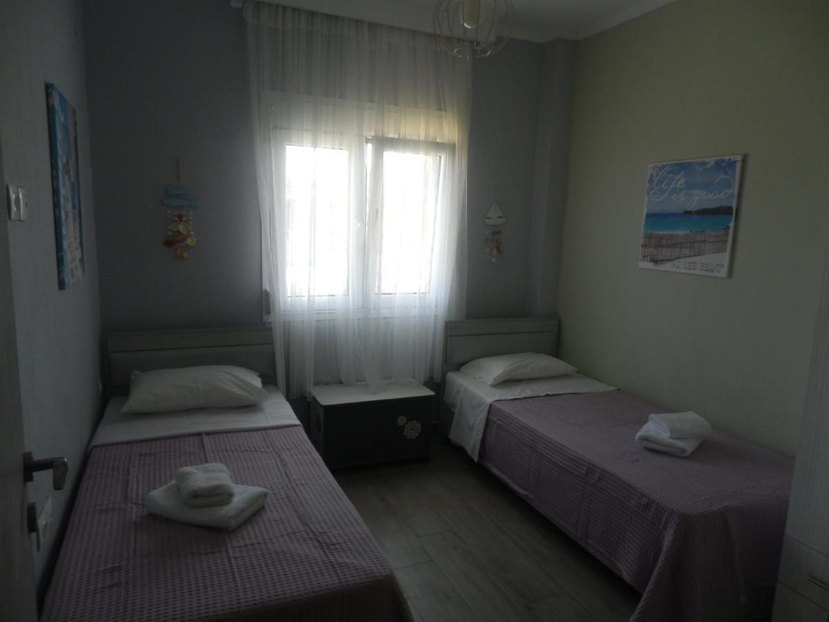 Zephyros Family Apartments 1 Ormos Panagias Bagian luar foto